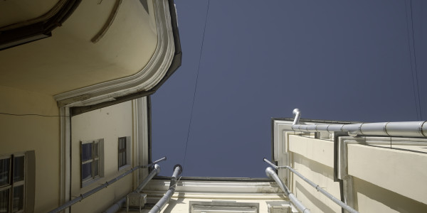 Trabajos Verticales en Fachadas de Edificios / Viviendas Leganés · Pintado de Edificios Altos, Patios Interiores de Luces y Estructura Complejas
