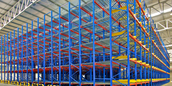 Pintar Fachadas de Naves Industriales, Fábricas y Almacenes en Leganés · Pintura para Pintado de Naves, Fábricas y Grandes Estructuras